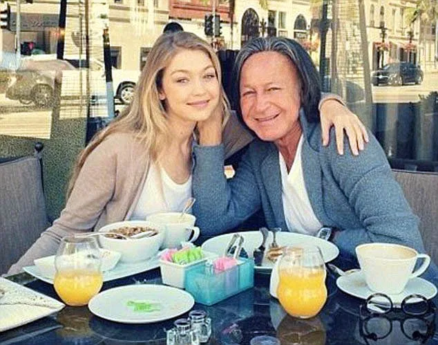 Gigi & Mohamed Hadid © Instagram