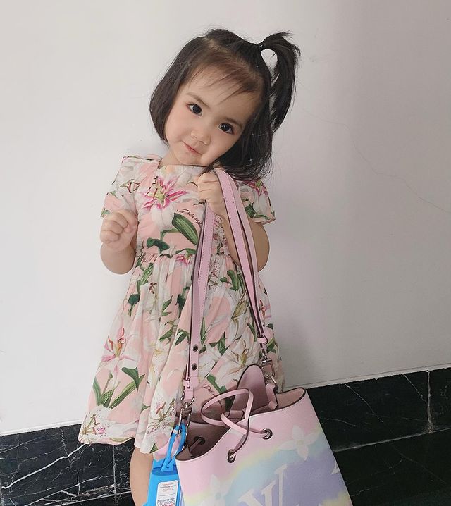Little Socialite, Momo Geisha's Daughter Shows Off Her Shopping Style ...