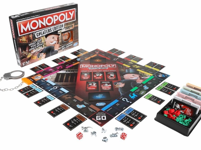 Monopoly: Cheaters Edition dilengkapi dengan borgol. (Courtesy of Hasbro)