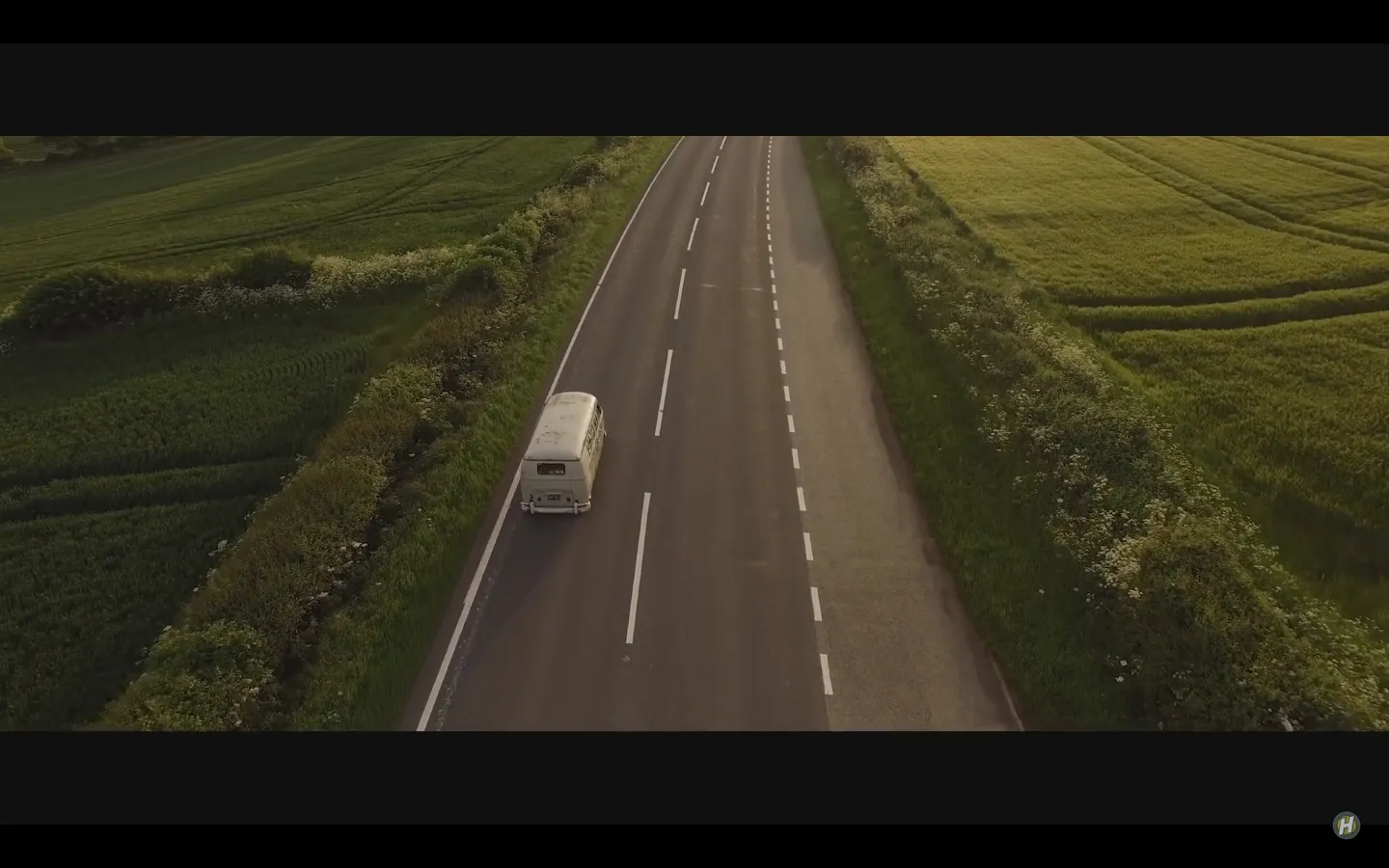 Moose Blood, siap menjaga sense musik emo lewat album terbarunya, 'BLUSH' © Hopeless Records/Secret Signals Singapore