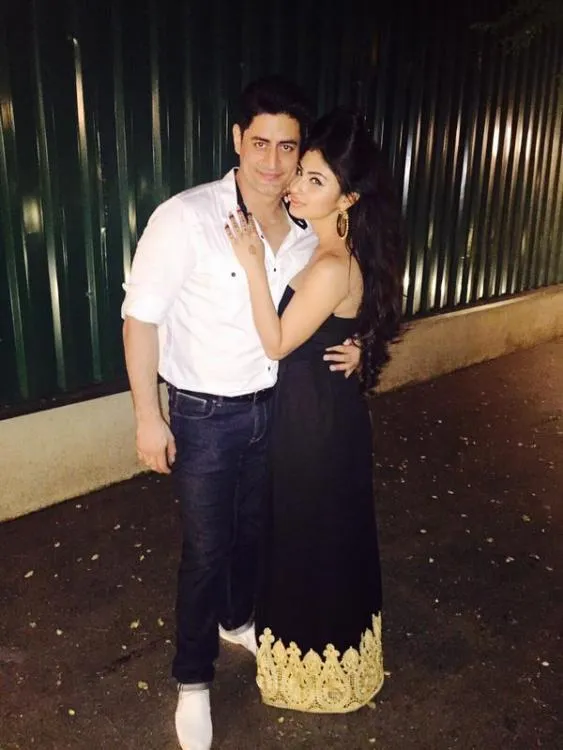 Hubungan Mohit Raina dan Mouni Roy sudah berakhir ©pinkvilla