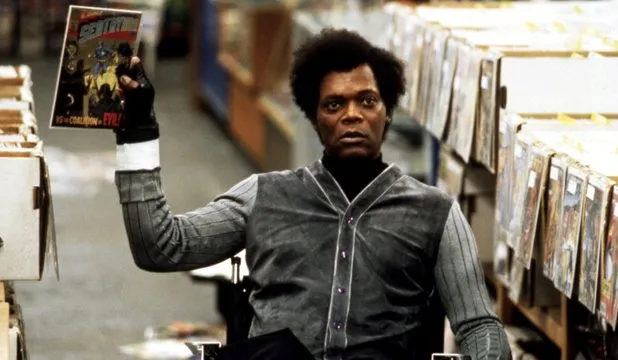 Aksi Samuel L Jackson di UNBREAKABLE ©digitalspy.co.uk