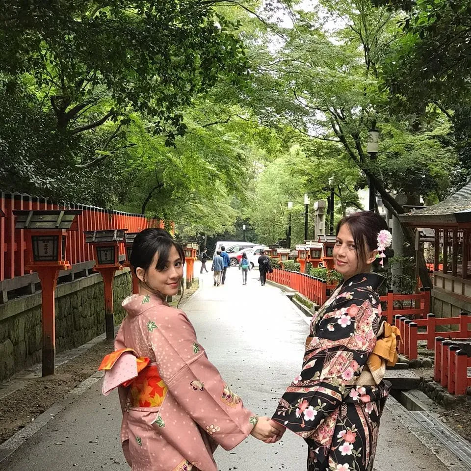 Adhisty Zara (credit: instagram.com/mrssaladin)