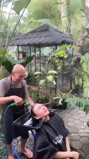 Yuni Shara Keramas (Credit: Instagram/yunishara36)