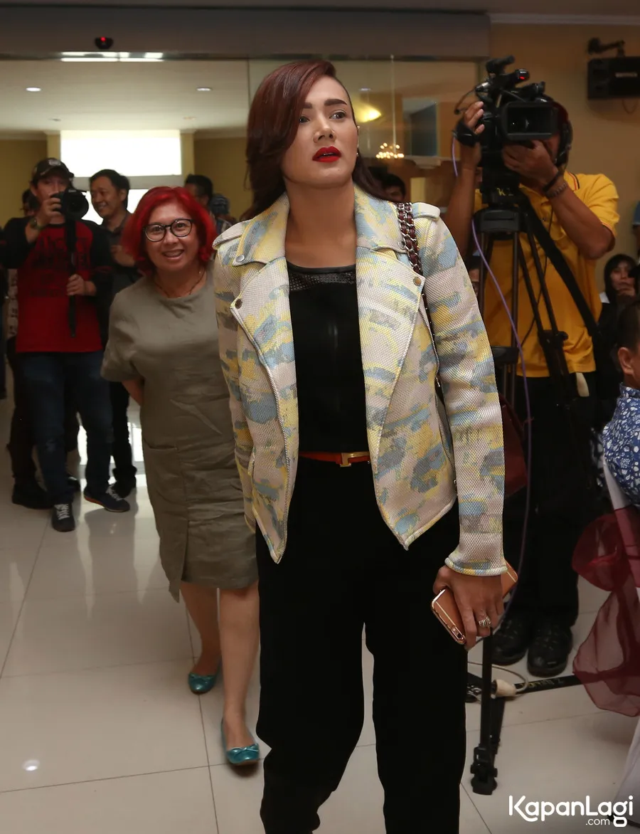 Mulan Jameela sering ikut kegiatan Ahmad Dhani. ©KapanLagi.com/Budy Santoso