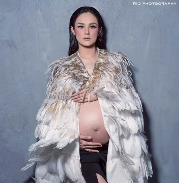 Foto Kehamilan Mulan Jameela