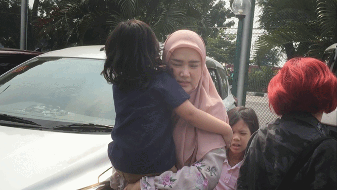 Mulan Jameela dan anak © KapanLagi.com/Akbar Prabowo Triyuwono