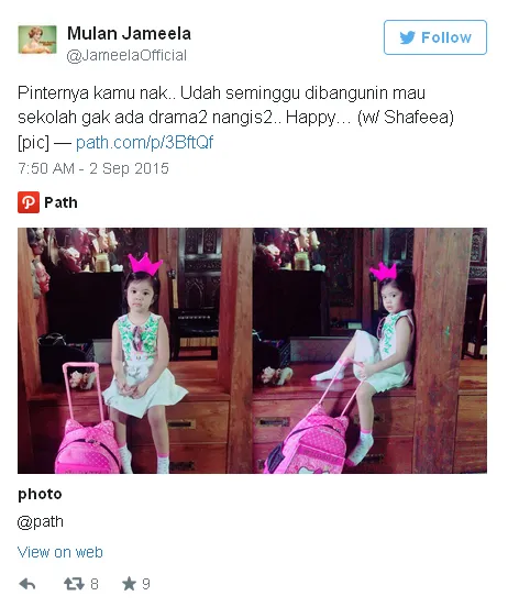 Gaya menggemaskan Safeea ketika berangkat sekolah © Twitter/@JameelaOfficial