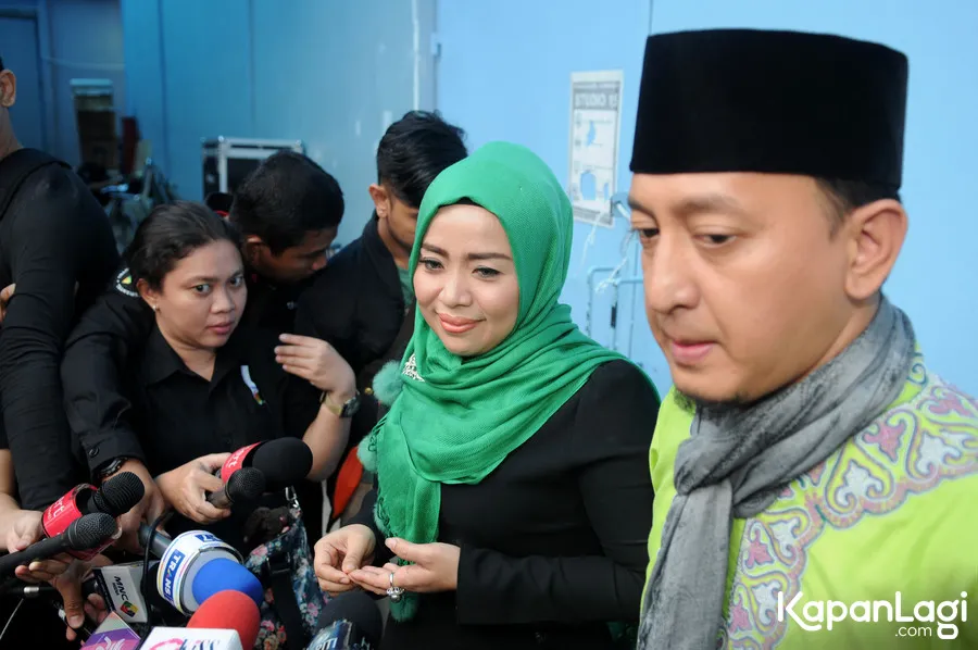 Muzda doakan semoga Nassar selalu diberikan banyak rezeki/©KapanLagi.com®/Bayu Herdianto