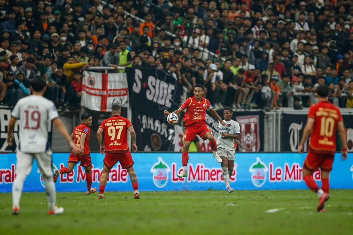 Le Minerale menjadi Official Mineral Water Broadcast Partner Super League 2025/2026. (c) Istimewa
