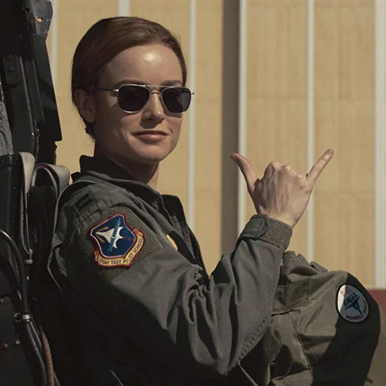 Brie Larson saat menjadi pilot dalam film 'CAPTAIN MARVEL' © Marvel Studios