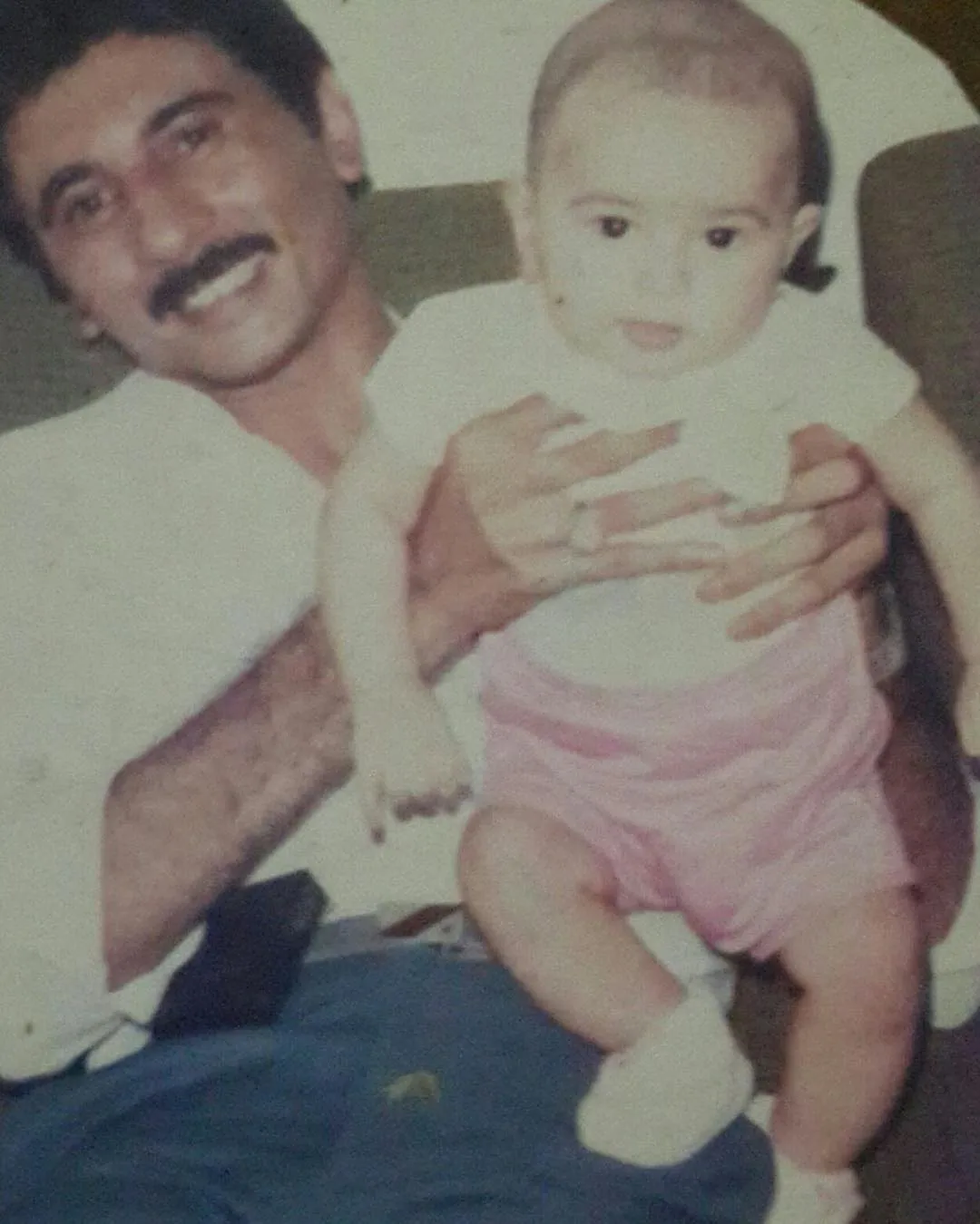 Nabila Syakieb pamer foto masa kecil, cute nggemesin. ©KapanLagi.com/nsyakieb85