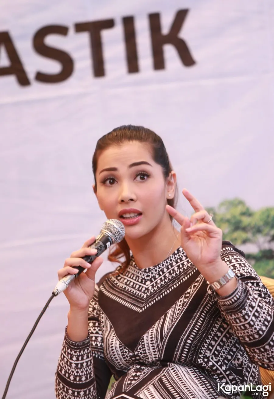 Nadine dan Nuala excited dengan calon adik © KapanLagi.com®/ Agus Apriyanto