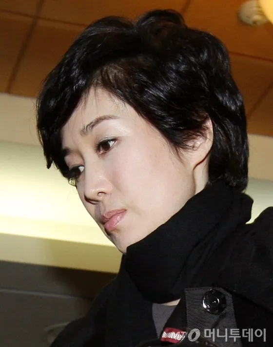 Nah Young Hee yang sedang menjalani proses cerai. ©redit as tagged
