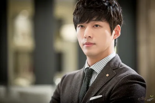 Nam Goong Min, bikin tokoh antagonis jadi mempesona © SBS