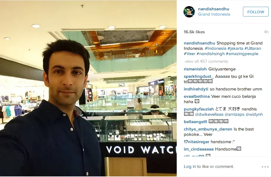 Ini selfie ganteng Nandish Sandhu saat lagi shopping, keren ya! © Instagram.com/nandishsandhu