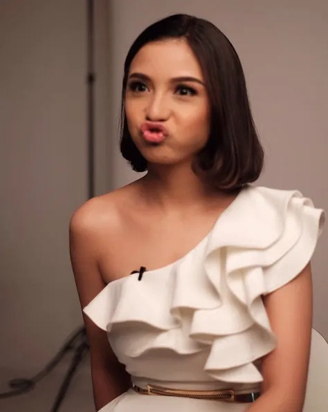 Sang bunda Chelsea Olivia pun juga ikut memamerkan pose 'duck face'. /©instagram.com/chelseaoliviaa