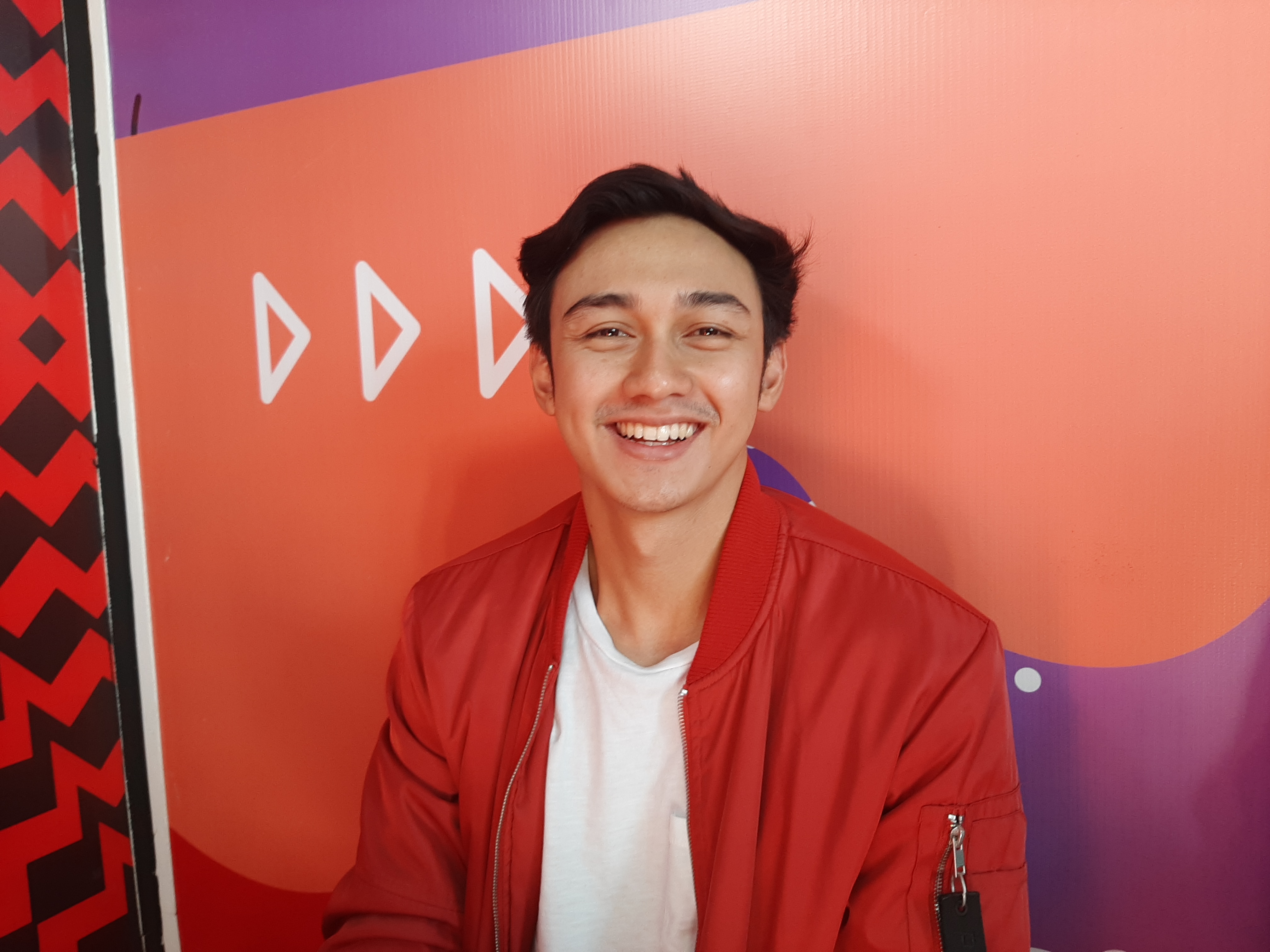 Natasha Wilona Caesar Hito Sapa Para Pengunjung On Off