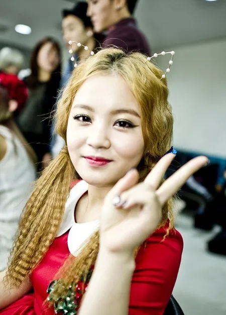Lee Hi