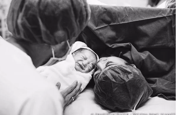 Kehadiran buah hati menjadi pelengkap kebahagiaan keluarga Thomas Nawilis © Instagram.com/tnawilis