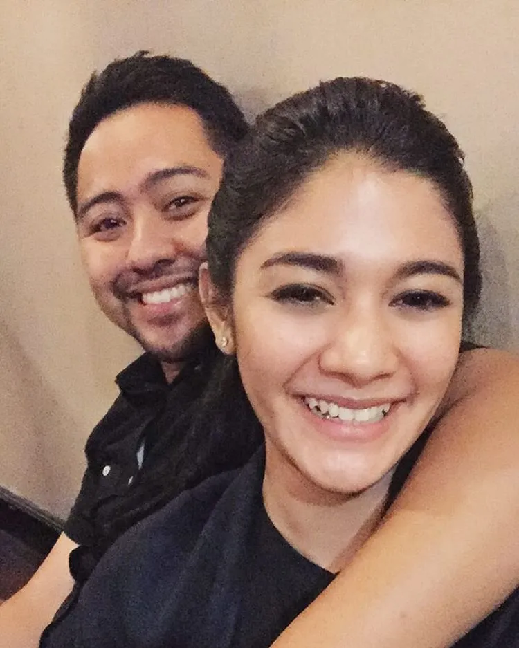 Naysila Mirdad mengaku sang kekasih suka naik motor. © instagram.com/naymirdad