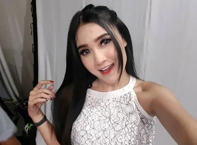 (c) Instagram/nellakharisma