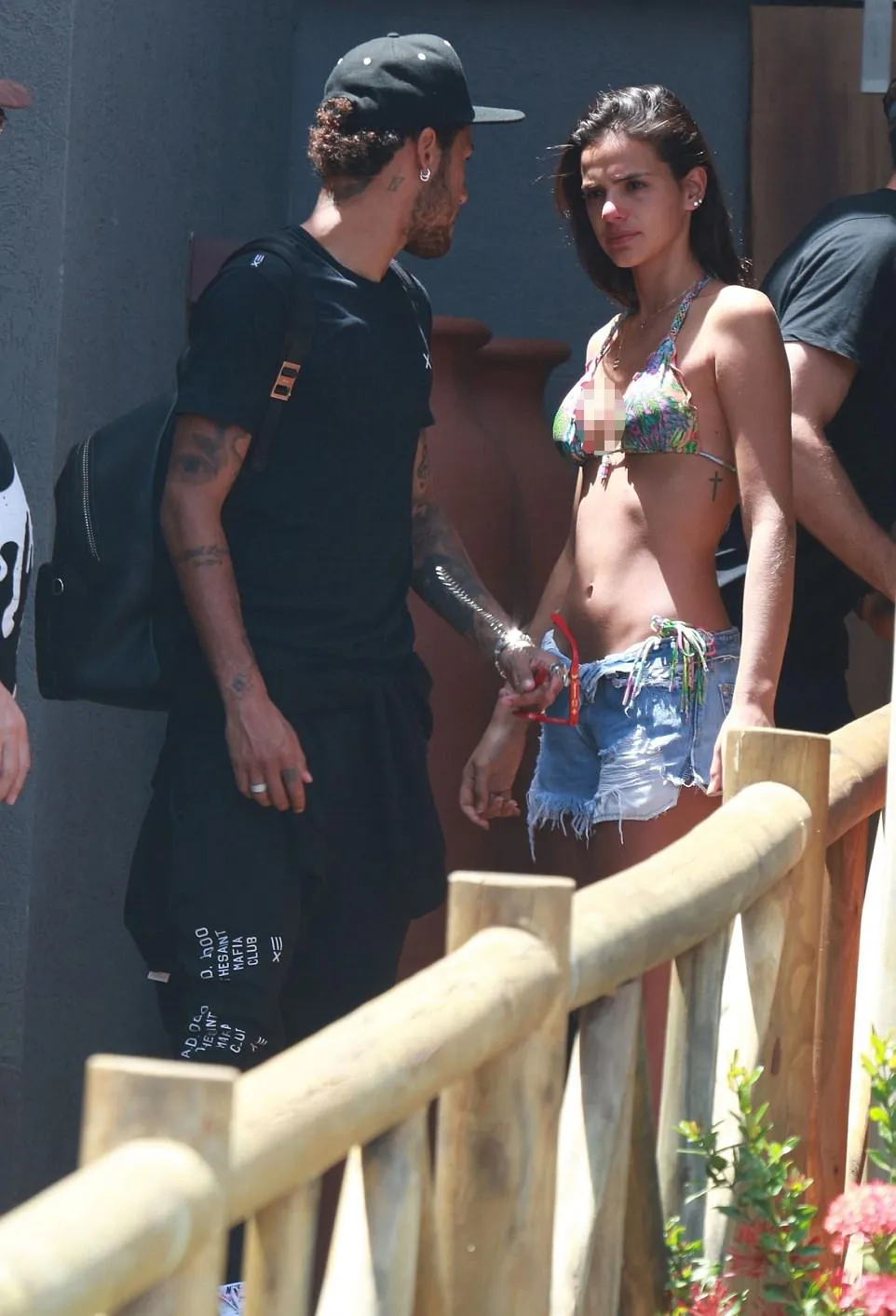 Neymar juga menginap di hotel berbintang di kawasan tersebut © dailymail.co.uk