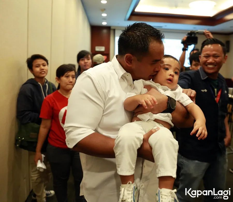 Ardi Bakrie sempat cemas ketika menemani proses persalinan Nia Ramadhani. ©KapanLagi.com/Muhammad Akrom Sukarya