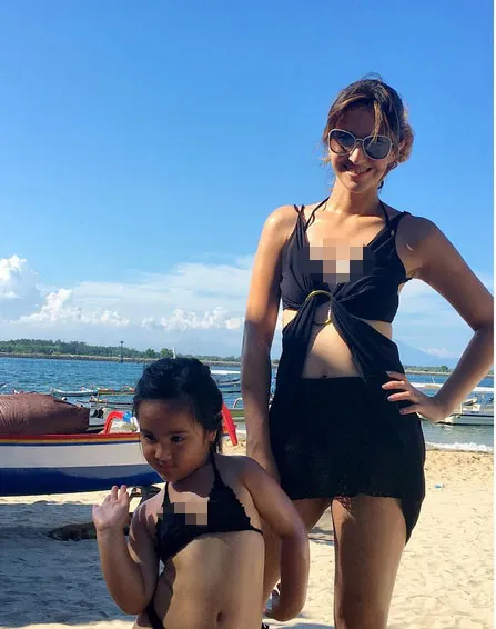 Nia Ramadhani kompakan bareng anaknya © Instagram.com/ramadhaniabakrie