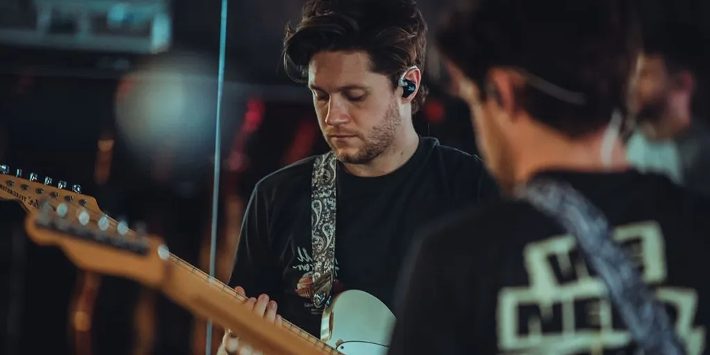 Niall Horan - Finally Free (Terjemahan)
