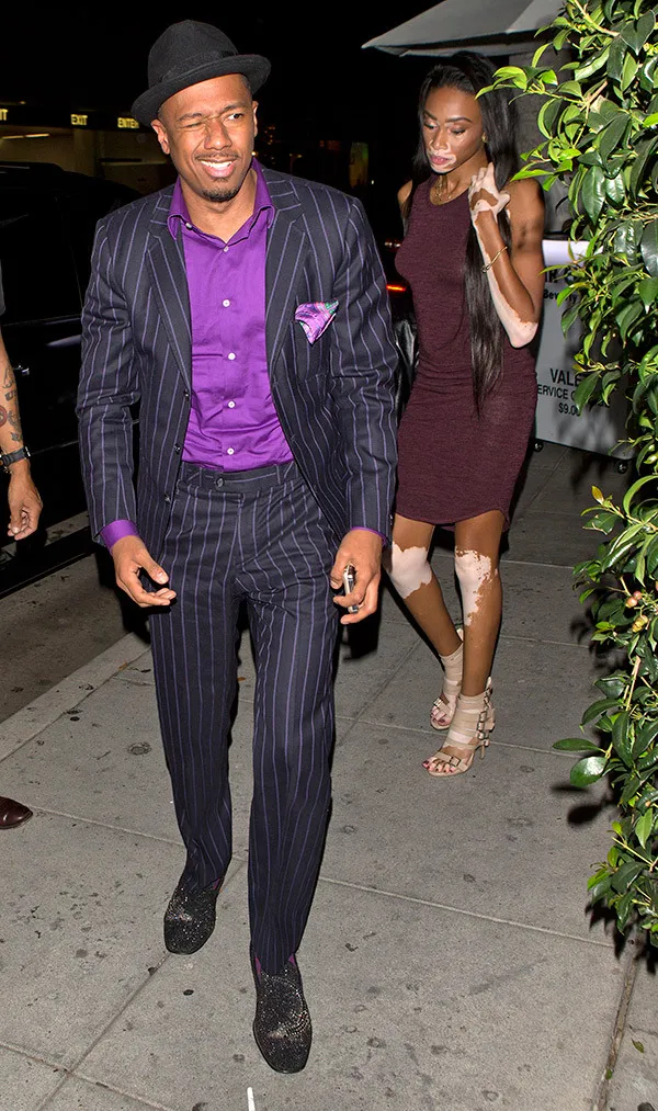Nick Cannon dan Chantelle Brown ketahuan makan malam bersama © Splashnews.com
