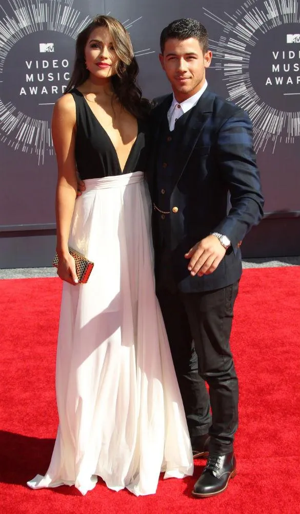 Olivia Culpo dan Nick Jonas @ istimewa
