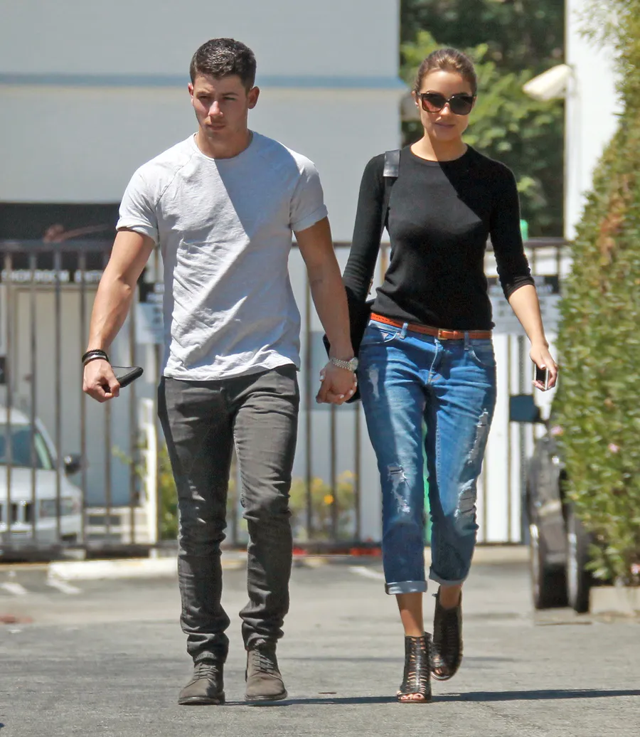 Nick Jonas dan Olivia Culpo berpisah © Splashnews