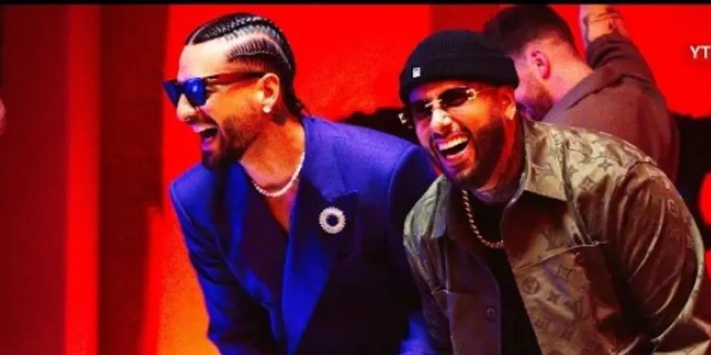 Nicky Jam Ã Maluma Ã The Chainsmokers - Celular