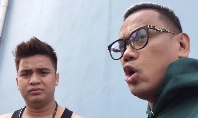 Uya Kuya sempat merahasiakan pembicaraannya dengan Nikita dari sang istri dan juga Billy. © KapanLagi.com 