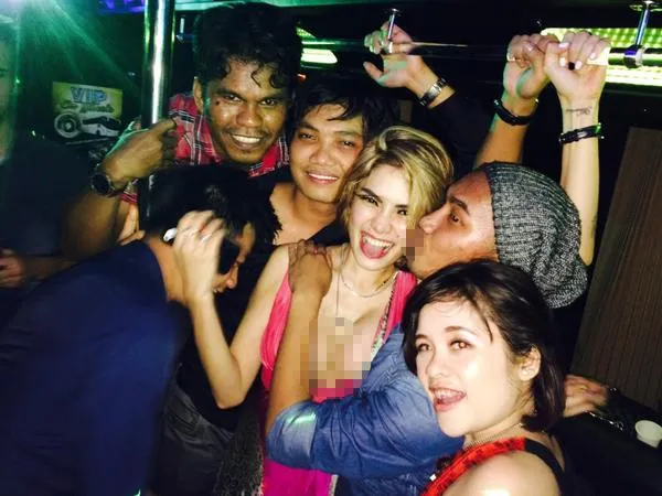 Pesta bareng Nikita Mirzani @ Instagram/Nikita Mirzani