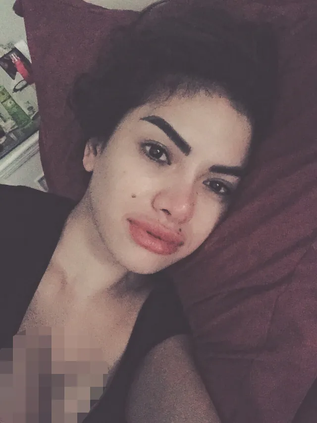 Nikita pamer bibir seksi © Path/Nikita Mirzani