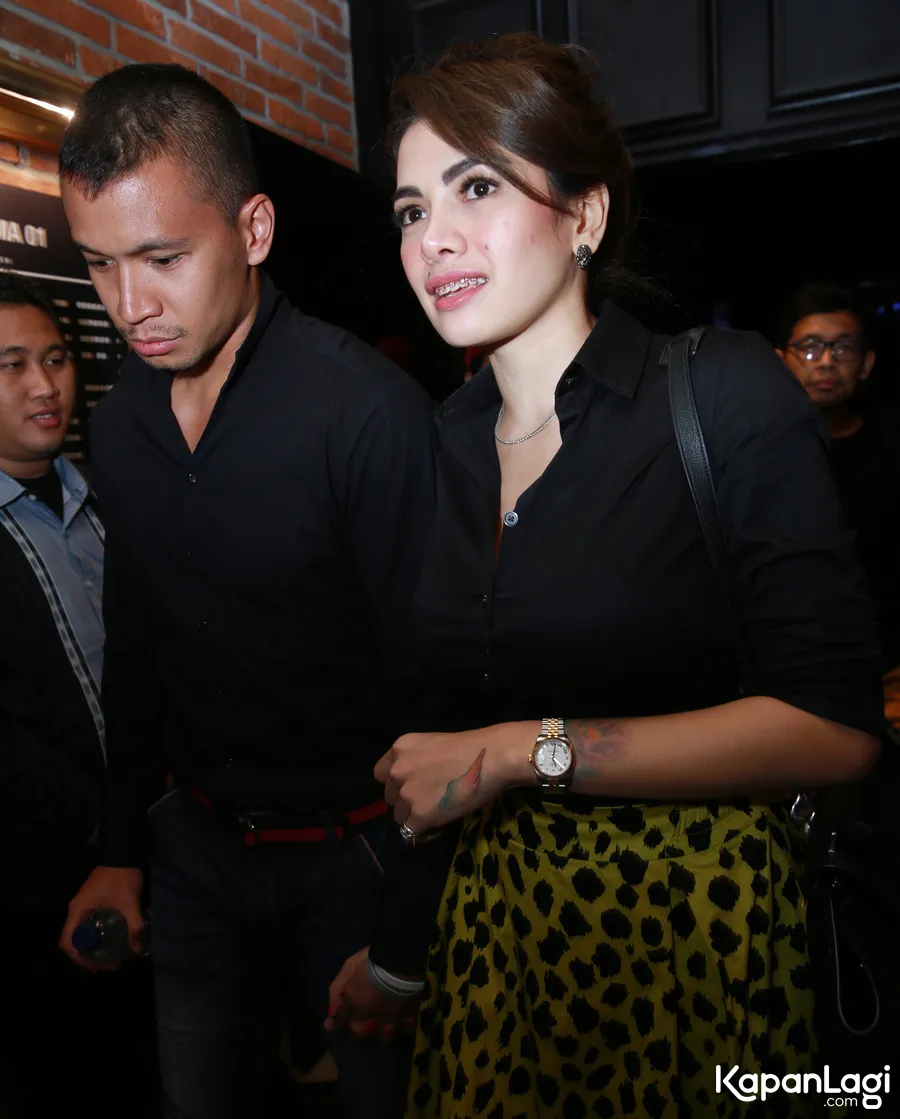 Nikita mengungkap hal yang buatnya nyaman kala berhubungan dengan Samuel Rizal. ©KapanLagi.com/Muhammad Akrom Sukarya