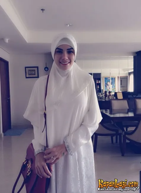 Nikita Mirzani sedang hamil @ Kapanlagi.com®