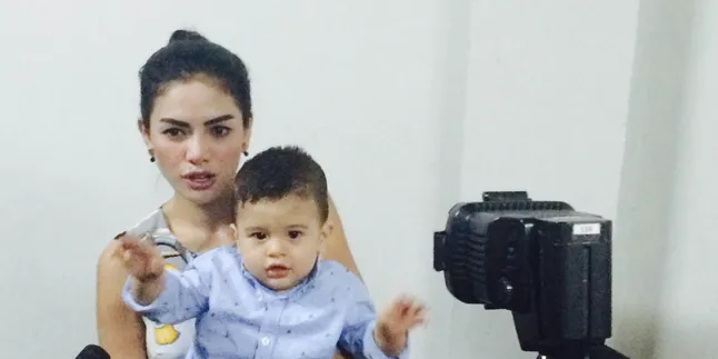 Niki bakal cerita mengenai kisahnya sebagai single parent / KapanLagi® - Abbas Adi Nugroho