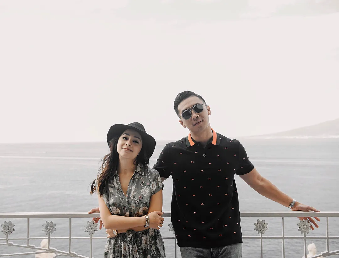 Kebersamaan Nikita dan Indra saat liburan ke Italia. Credit: instagram.com/nikitawillyofficial94