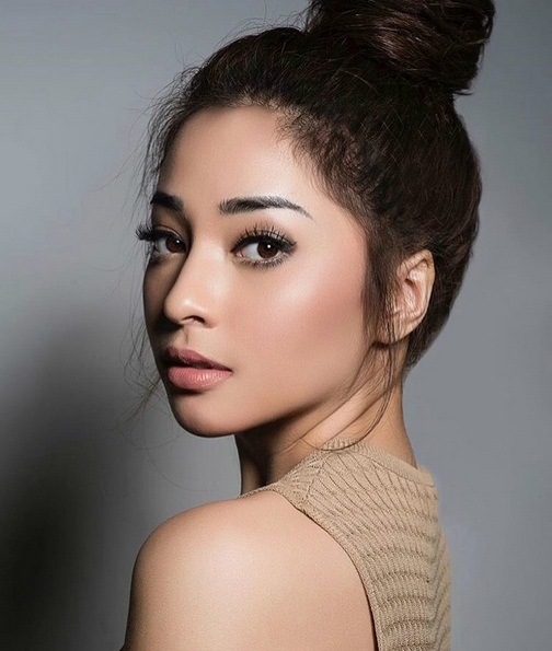 FOTO Rambut  Bergelombang Pesona Nikita  Willy  Bagai Gadis 