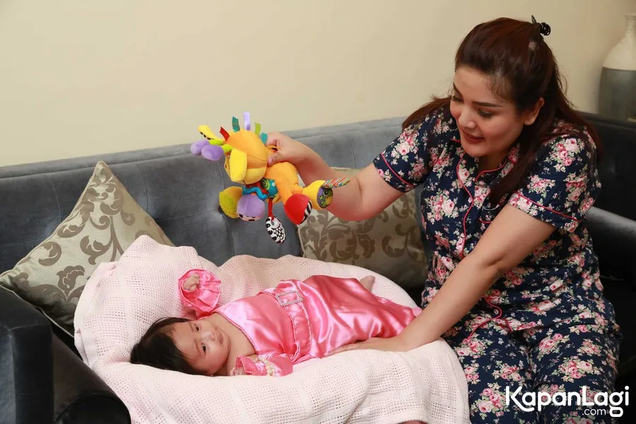 Nindy dandani baby Kanara bak aktris Hollywood ikonik © KapanLagi.com®/Muhammad Akrom Sukarya