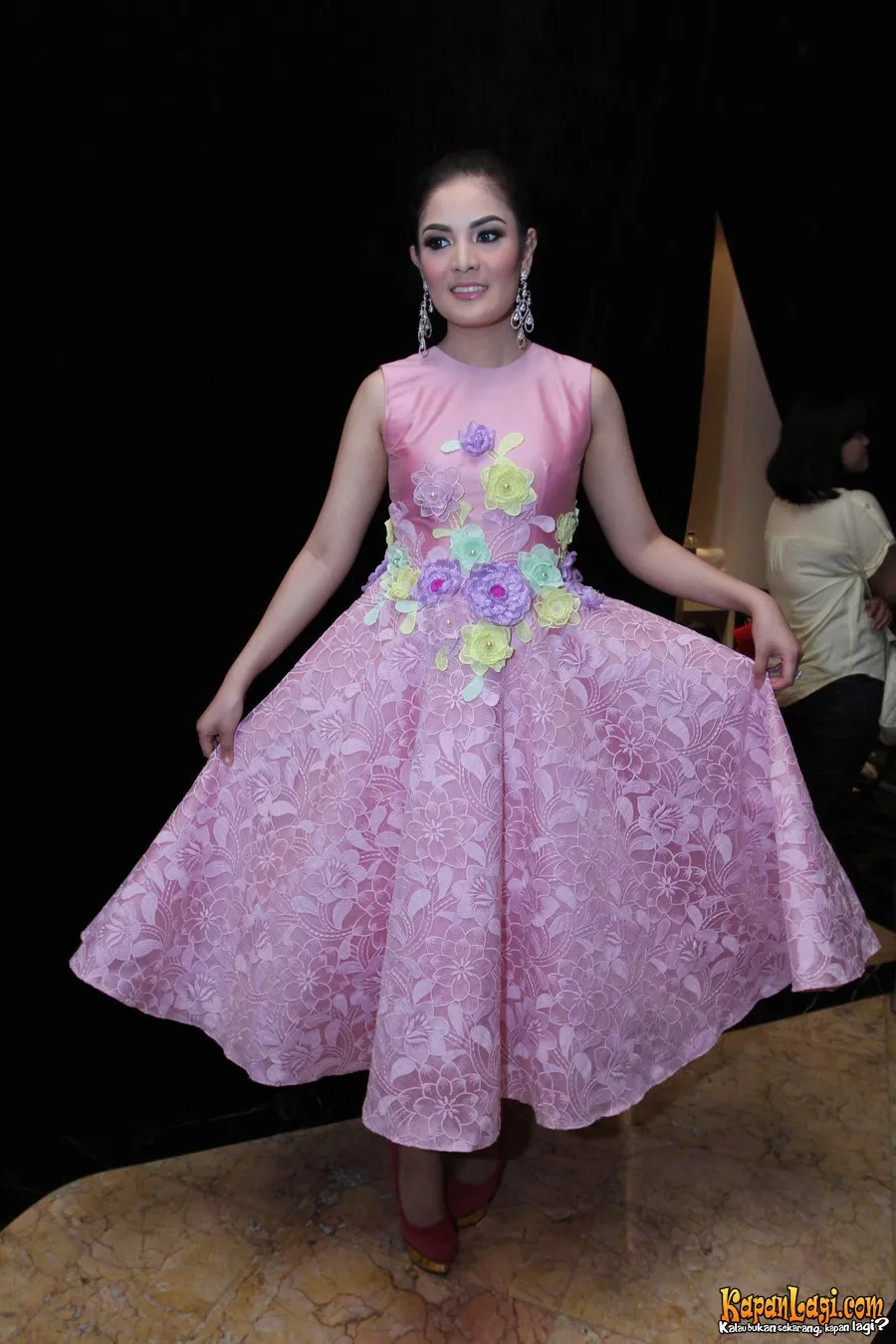 Nindy ©KapanLagi.com®/Busan