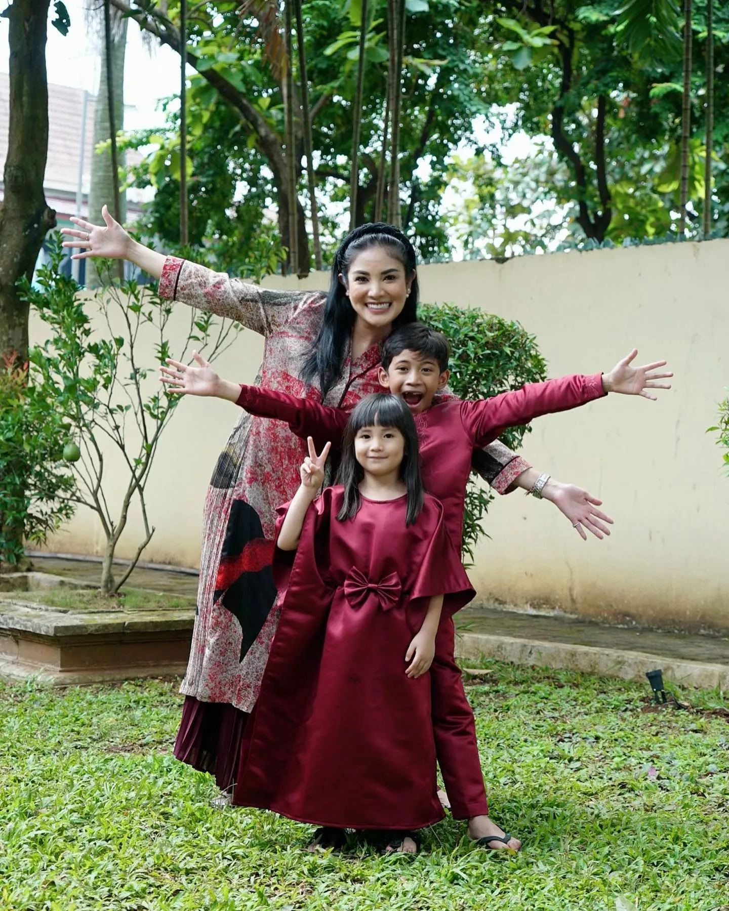 (credit: instagram.com/nindyayunda)