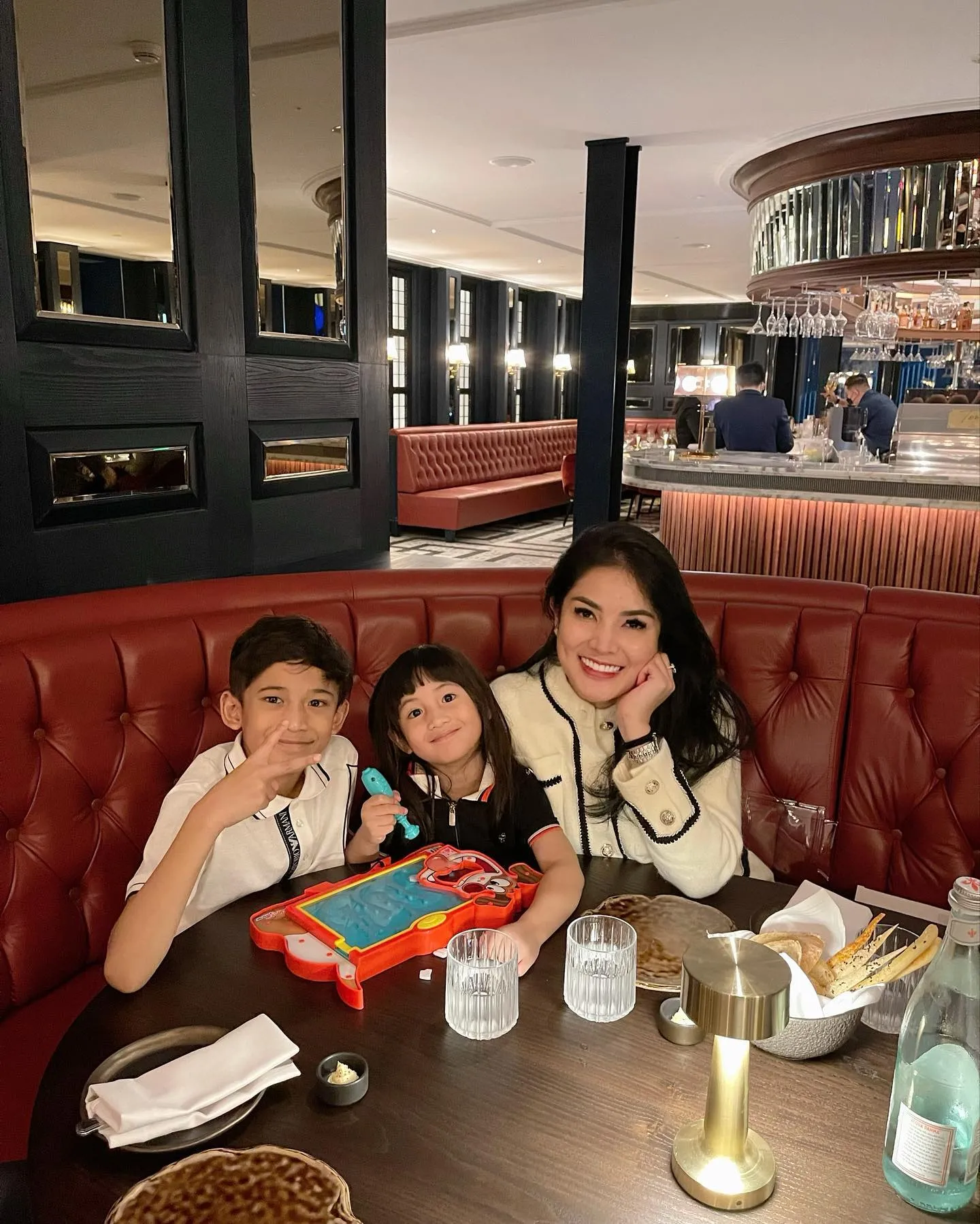 (credit: instagram.com/nindyayunda)