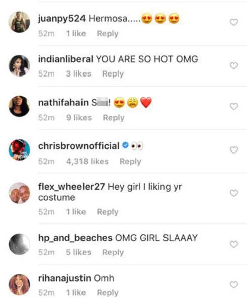 Chris Brown beri komentar di foto hot Rihanna © Instagram.com/badgalriri