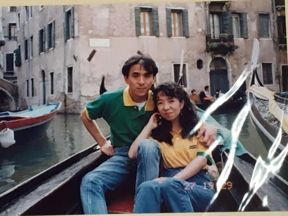 Ayah dan Ibu Riaru (Source: The Sun)