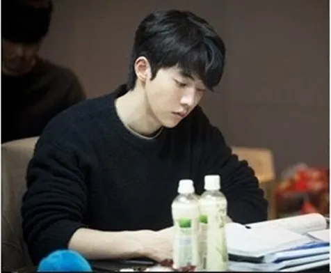 Nam Joo Hyuk sebagai sang Dewa Air © tvN