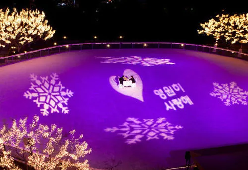 Dinner romantis impian. ©Koreaboo